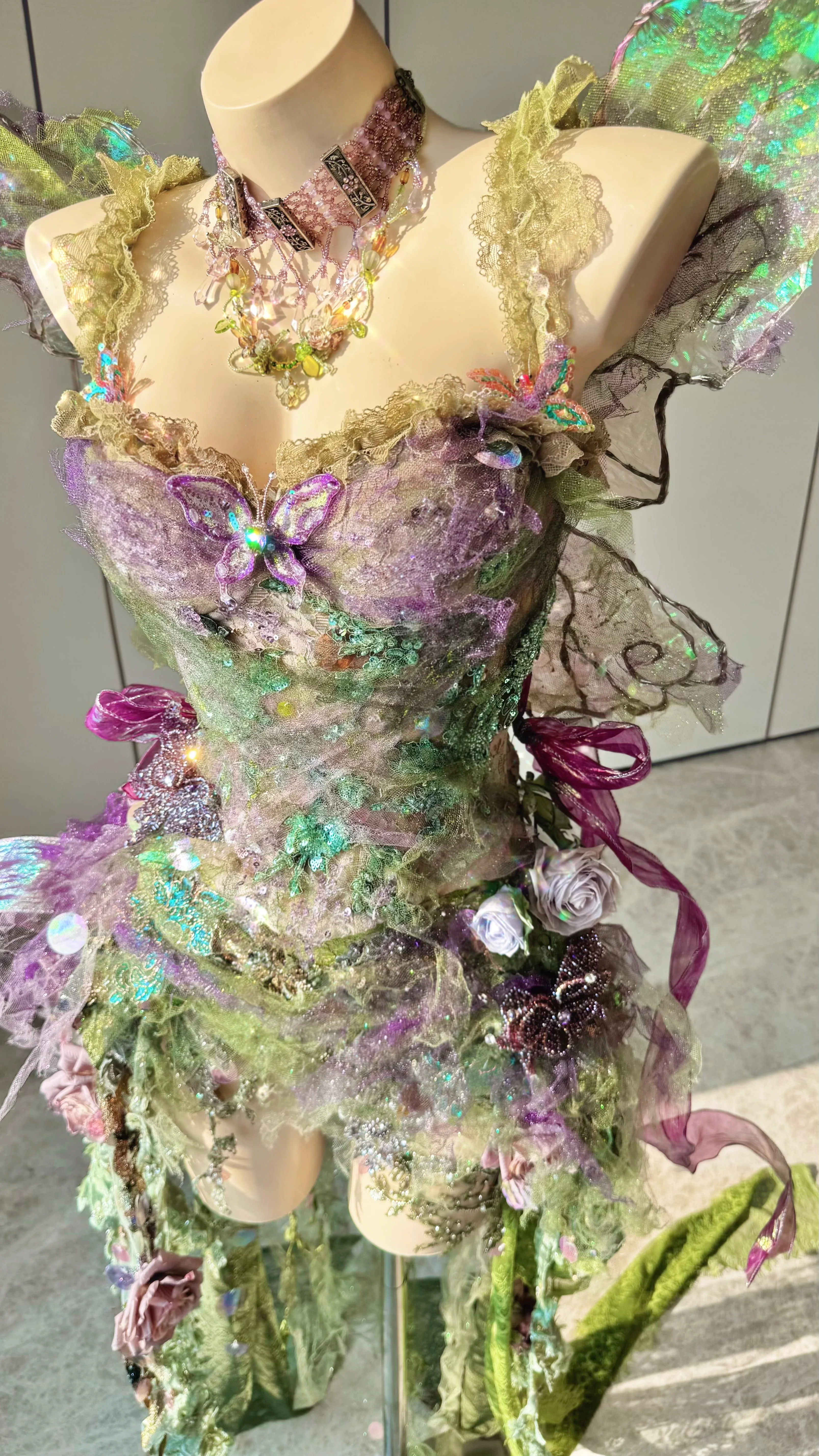 CORSETS